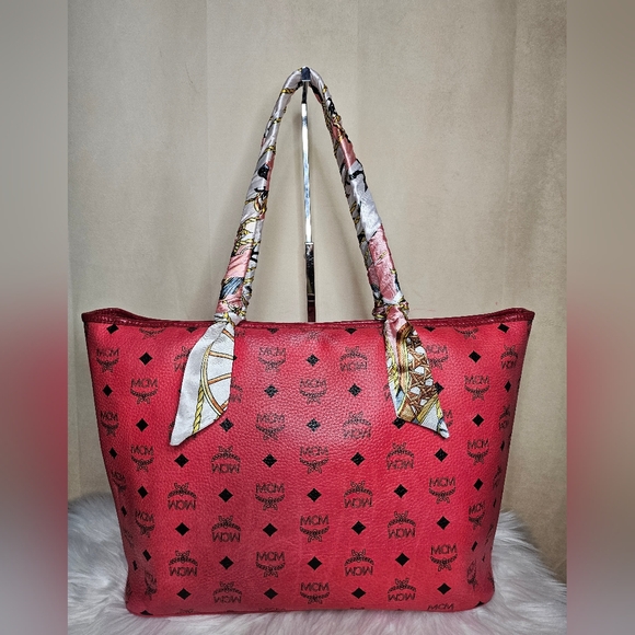 MCM red tote - Picture 2 of 14